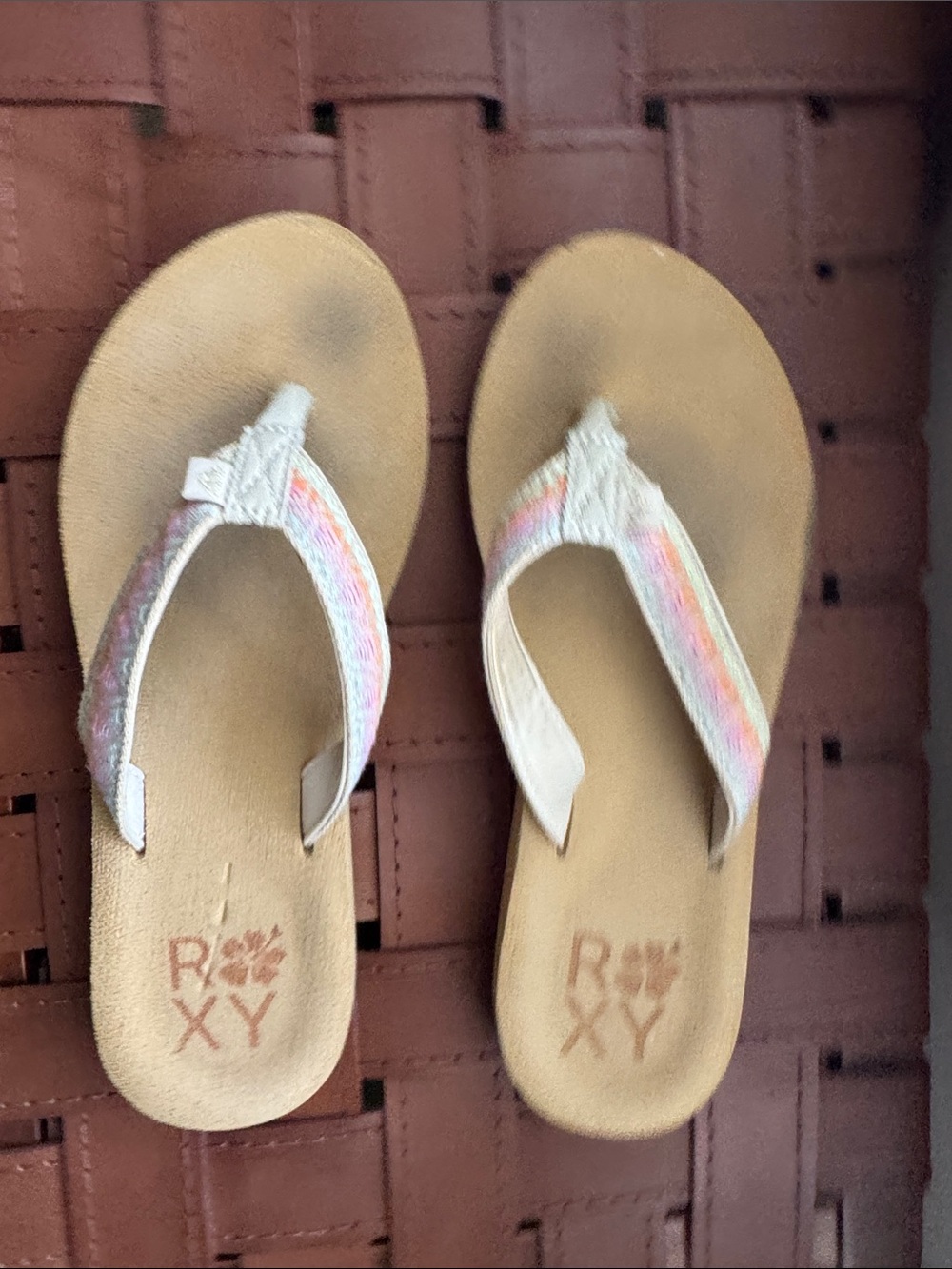 Roxy Tan Footbed Flip Flops with Pastel Rainbow Straps 9